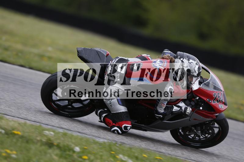 /Archiv-2025/08 20.04.2025 Speer Racing ADR/Gruppe gruen/254